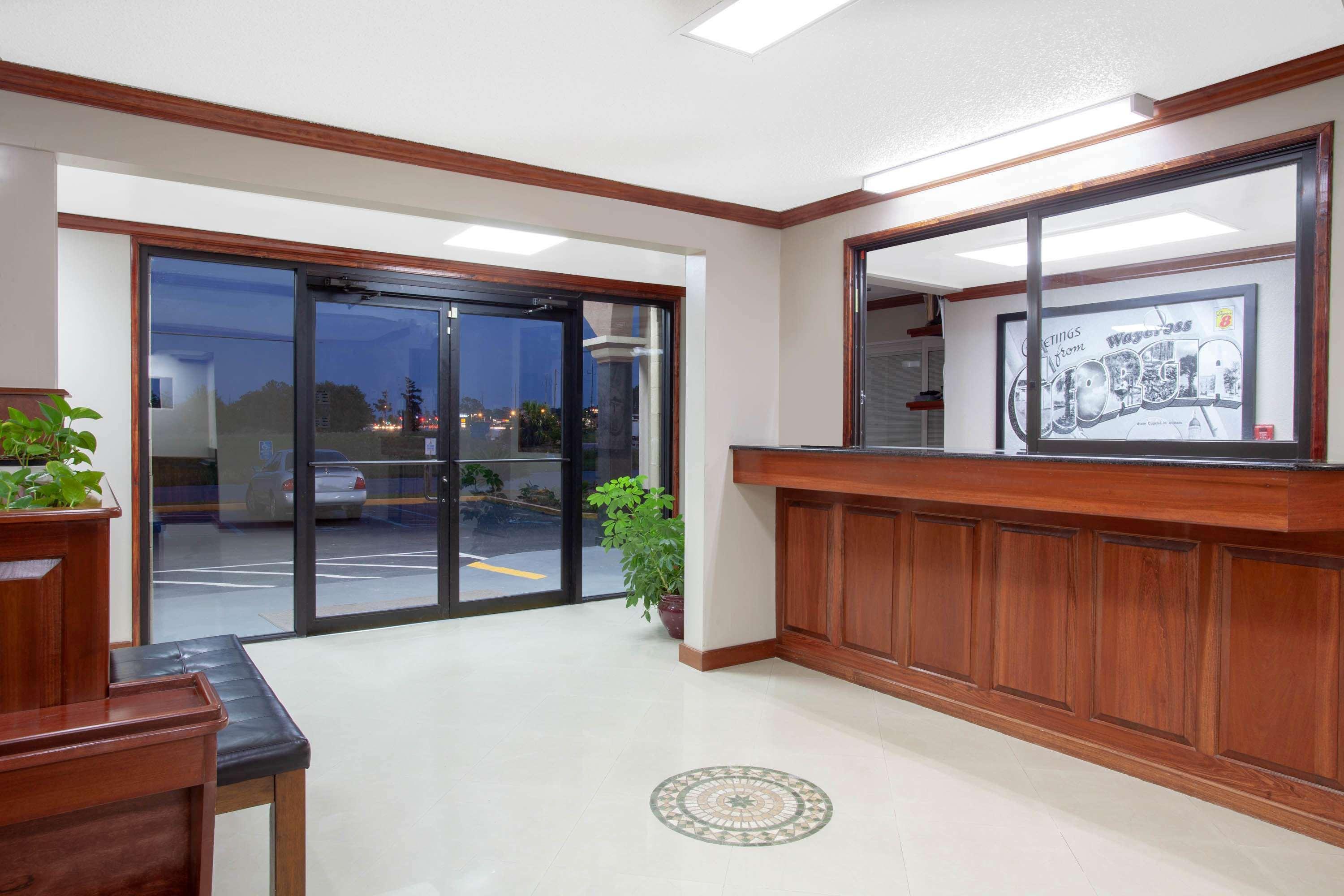 Super 8 By Wyndham Waycross Ga Exterior foto